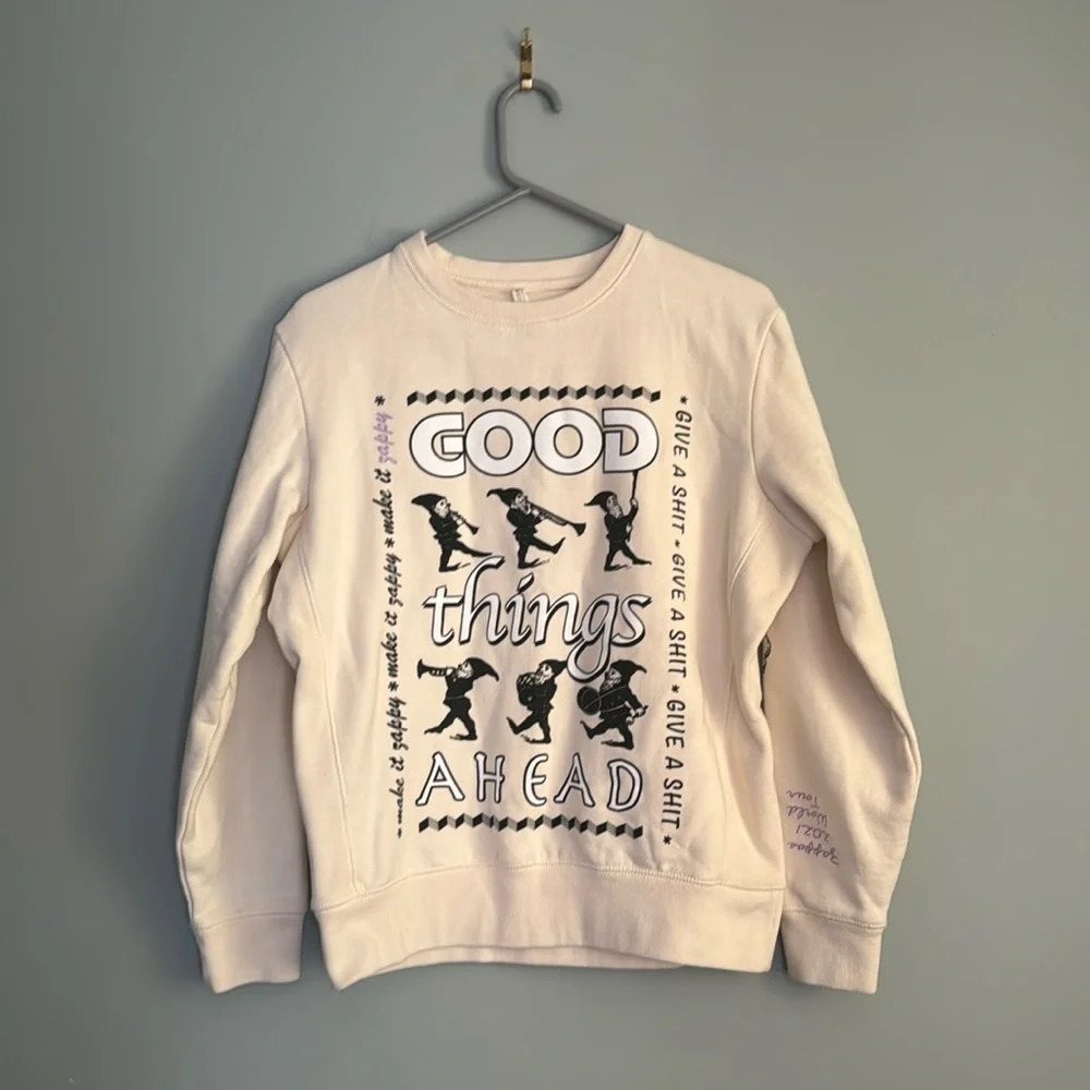 Good Things Ahead Give a Shirt Cream Crewneck Sz Small Zappos 2021 World Tour